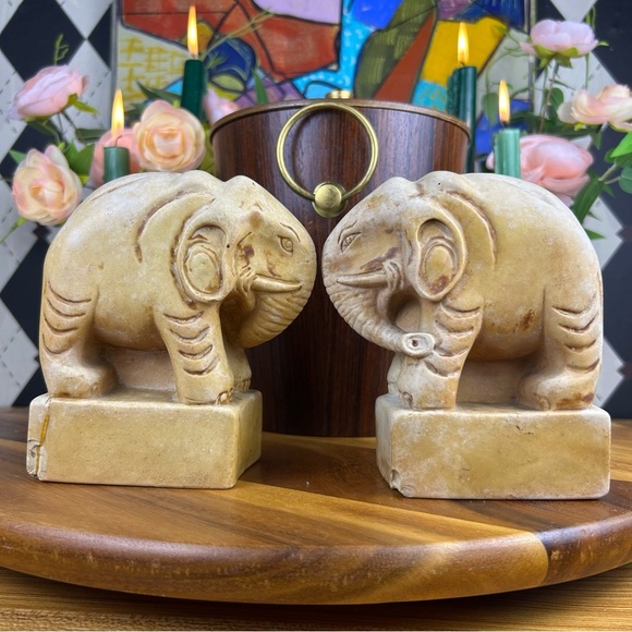 Vintage Carved Stone Elephant Bookends — Heavy, Hand-Finished, Global Decor - Picture 4 of 8